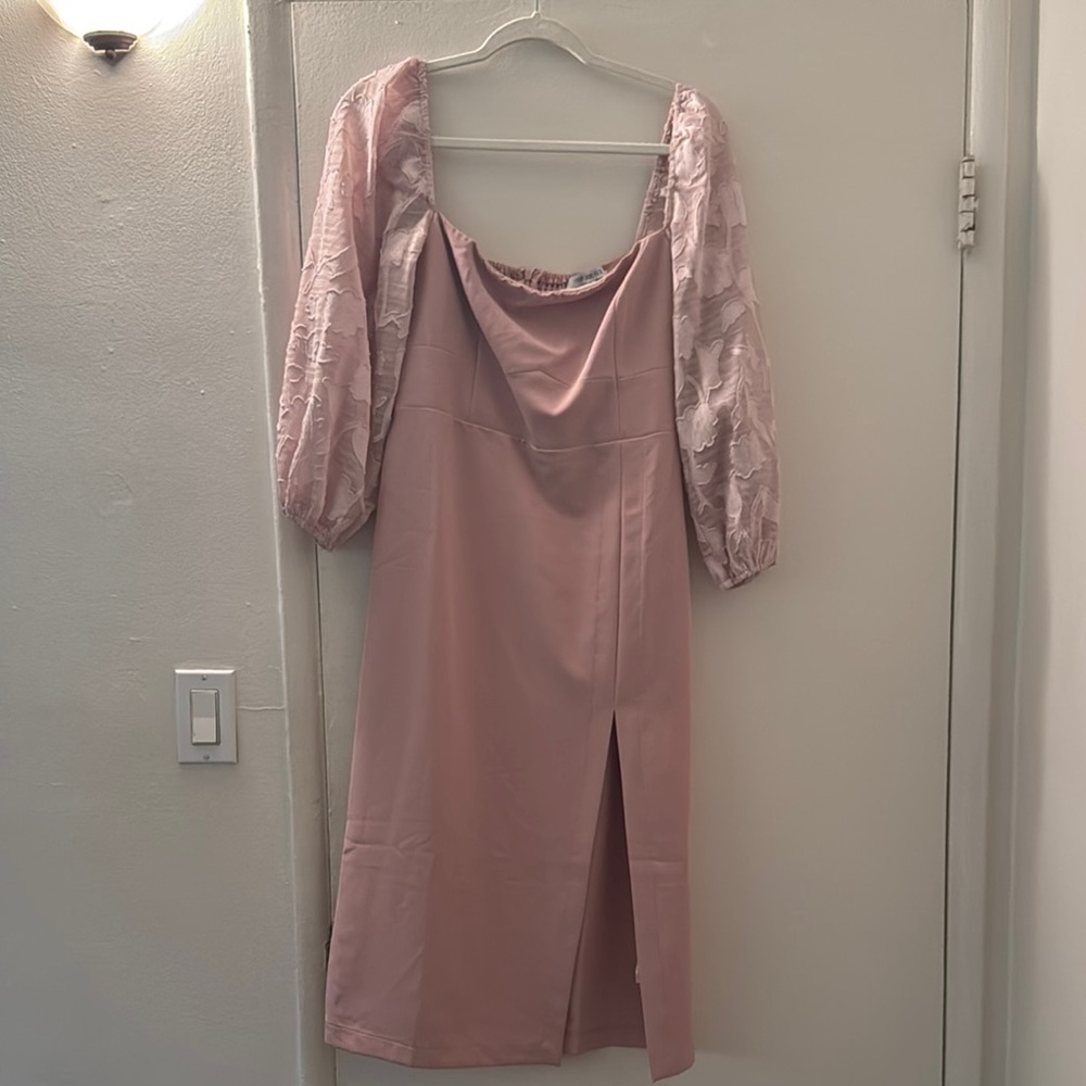 Elegant Pink Dress with Sheer Sleeves
